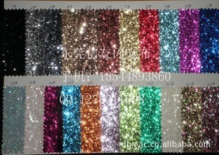 软装新纪元 从背景墙到商业空间，探索建筑材料的美学与功能融合